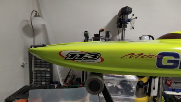 Rychlostní model lodě Miss Geico 29 V1 RTR se střídavým elektrickým pohonem - Image 9