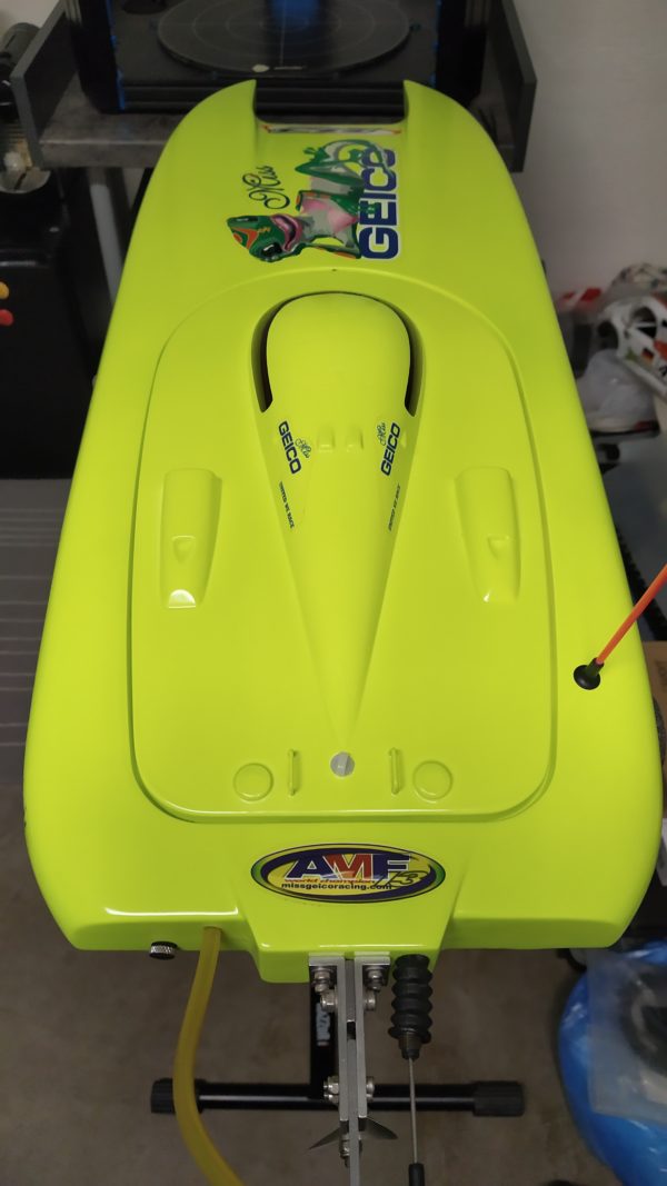 Rychlostní model lodě Miss Geico 29 V1 RTR se střídavým elektrickým pohonem - Image 13