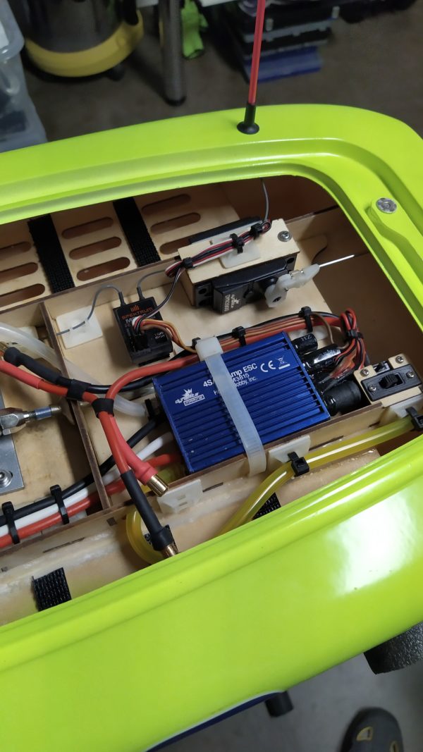 Rychlostní model lodě Miss Geico 29 V1 RTR se střídavým elektrickým pohonem - Image 33